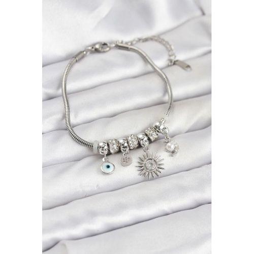 Pirinç Gümüş Renk Güneş Charmlı Kadın Bileklik