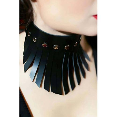 Püsküllü Şık Deri Choker Tasma