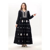 Uzun Kol Yakamoz V Yaka Nakışlı Şile Bezi Uzun Pullu Elbise Siyah Syh