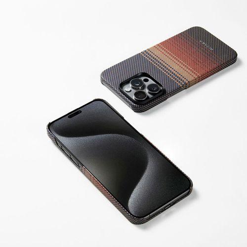 Apple iPhone 15 Pro Max Kılıf M-safe Şarj Özellikli Aramid Fiber Pitaka Tactile Woven Sunset-Moonrise Serisi Sunset Kapak