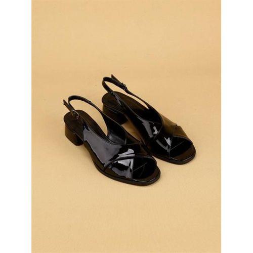 KEIRY Parlak Rugan Siyah Slingback Arkadan Bağlamalı Topuklu Siyah Kadın Sandalet