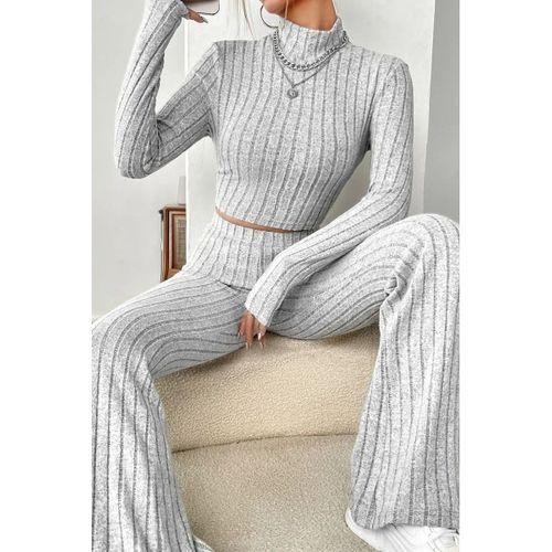 Kadın Gri Çizgili Boğazlı Crop Top Yüksek Bel Pantolon Takım Şık 2’li Set