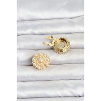 Vintage Model Gold Renk Düğme veya Manşet Broşu