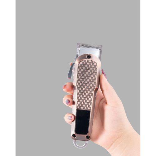 Profesyonel Saç Tıraş Makinesi – 7000rpm Güçlü Motor Ve 4 Kademeli Ayar