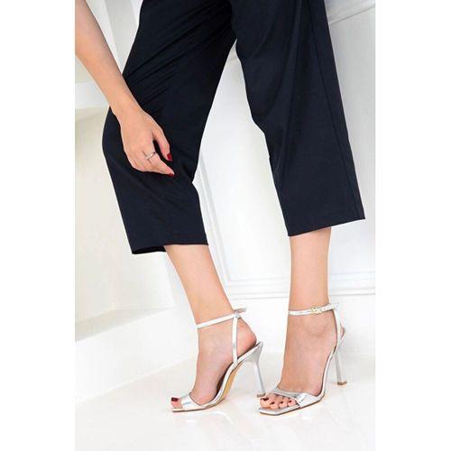 Jowin Gümüş Rugan Topuklu Bilekten Kemerli Ayakkabı