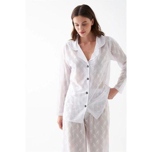 Kadın Beyaz Şeffaf Jakar Düğmeli Pijama Takımı