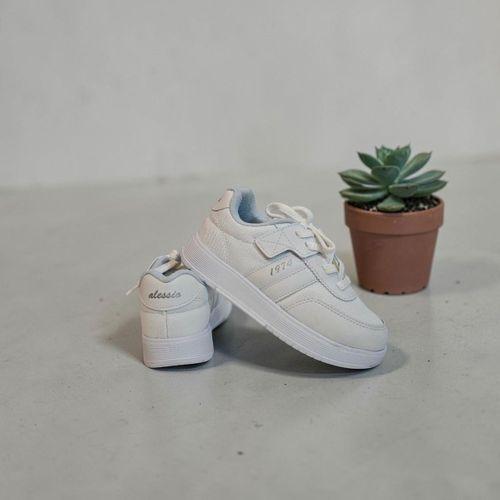 Alessio 048pf Beyaz Renk Bağcaklı Fuspetli Çocuk Spor Ayakkabı