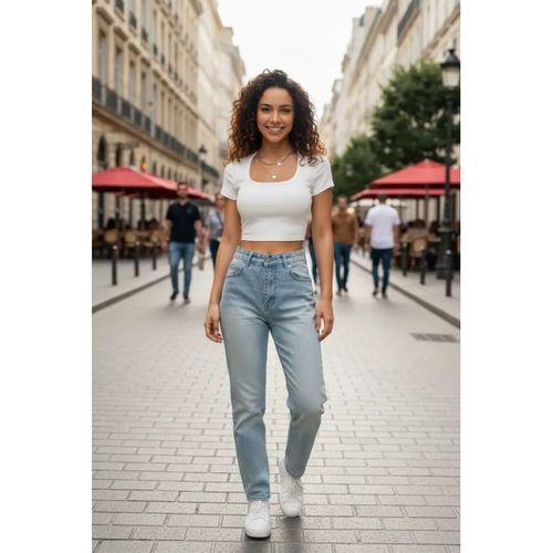 Kadın Beyaz Şık Kesim Düz Yaka Crop Top Bluz