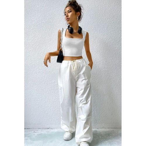 Kadın Beyaz Premium Görünümlü Kare Yaka Kalın Omuz Detaylı Crop Top Bluz