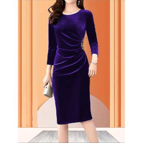 Kadın Uzun Kollu Bot Yaka Yanı Taş Detaylı Midi Kadife Elbise