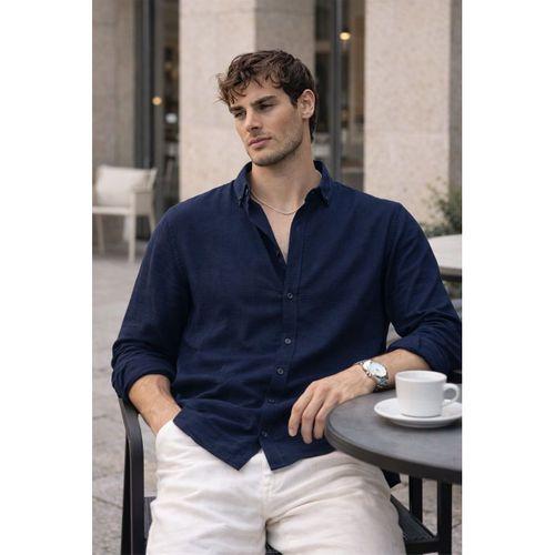 Scott – Soft Dokulu Yarım Oversize Modern Keten Görünümlü Erkek Gömlek- Lacivert