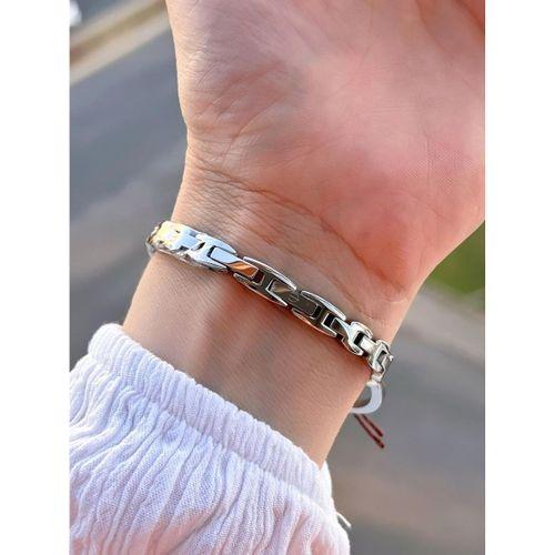 Essence Vintage Seri Küçük Kasa Çelik Kararma Renk Atma Yapmaz Kadın Kol Saat+Bileklik BD1222.220