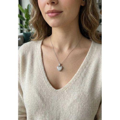 316L Çelik Zincir Gümüş Renk Zirkon Taşlı Kalpli Kadın Kolye