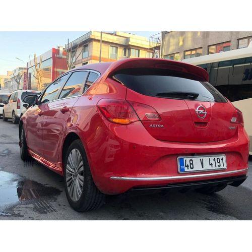 Opel Astra Uyumlu J Spoiler (Fiber)