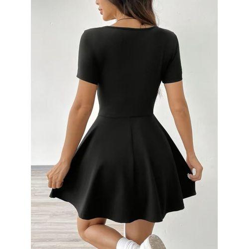 Kadın Kısa Kollu Kare Yakalı Cep Detaylı Dalgıç Elbise Tulum