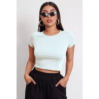 Kadın Beyaz Yuvarlak Yaka Yarım Kol Crop Top Bluz
