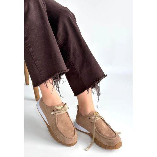 Sier Bej Süet Bağcıklı Spor Ayakkabı