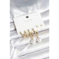 Pirinç Gold Renk İnci Detaylı 925 Ayar Gümüş Çivili Kadın Küpe Seti