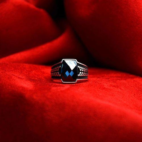 Fasetli Opsidyen Taşlı Gece Sancaktarı Yüzük