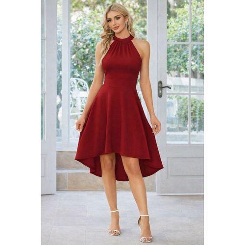 Kadın Omuzlardan Açık Boyundan Halka Detaylı Görünümlü Asimetrik Detaylı Kısa Ithal Krep Elbise