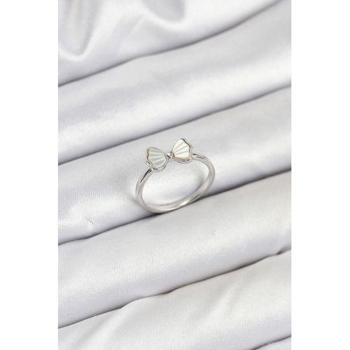 Pirinç Gümüş Renk Fiyonk Model Kadın Yüzük