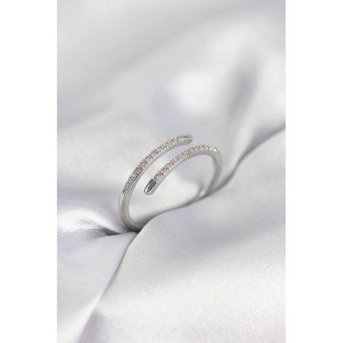 Gümüş Renk Yılan Kuyruk Model Zirkon Taşlı Kadın Yüzük