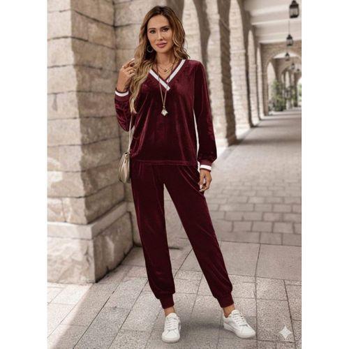 Kadın Uzun Kollu V Yaka Kadife Bluz Ve Pantolon Ikili Takım