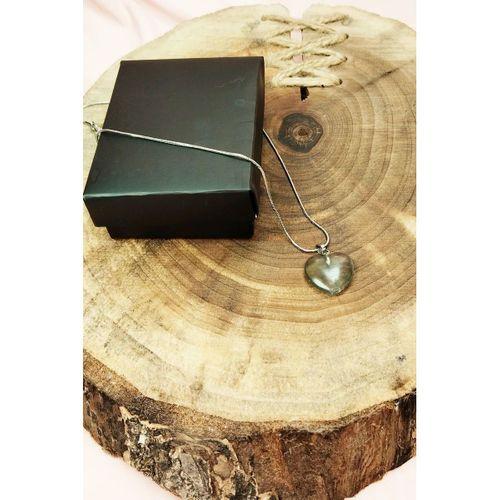 Florit Doğal Taşı Zincirli El Yapımı Kolye Uç: 2 cm Zincir: 20 cm Kutulu