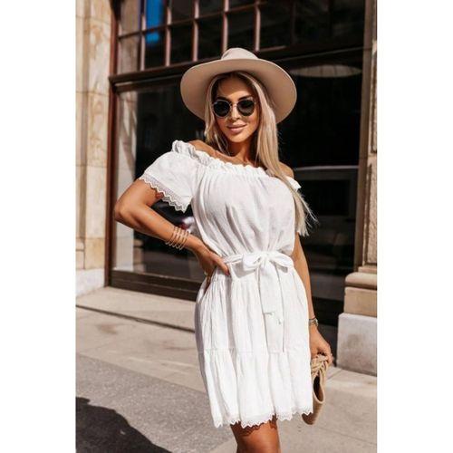 Kadın Dantel Detaylı Madonna Yaka Beli Kuşaklı Keten Kumaş Elbise