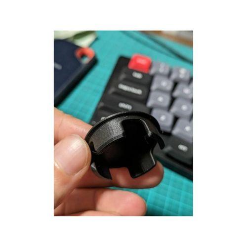 Çift Kollu Vesa Monitör Tutucu Merkez Kapağı (Bu ürün Sadece Plastik parçadır - Almadan Önce Soru Sorabilirsiniz)