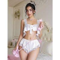 Beyaz Dantel İşlemeli Sütyenli Saten Şortlu Takım