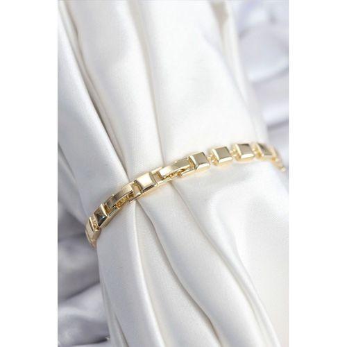 Pirinç VIP Seri Gold Renk Zirkon Taşlı Model Kadın Bileklik