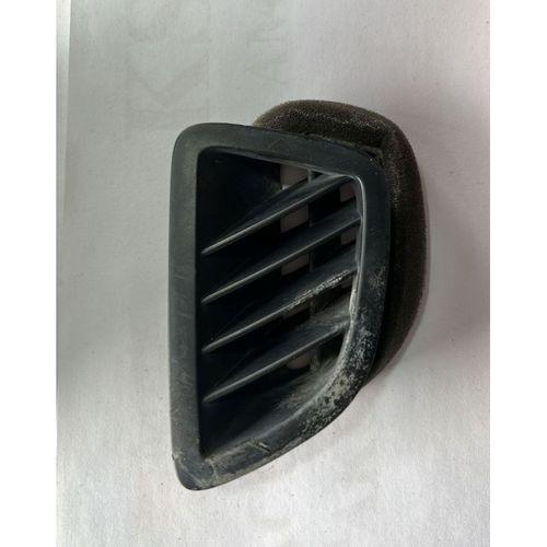 Hyundai̇ İ20 Sol Kalori̇fer Izgara 16-