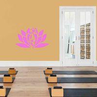 Lotus Çiçeği Ve Yoga Yapan İnsan Silüeti Dekoratif Duvar Sticker, Çıkartma, Etiket Pembe
