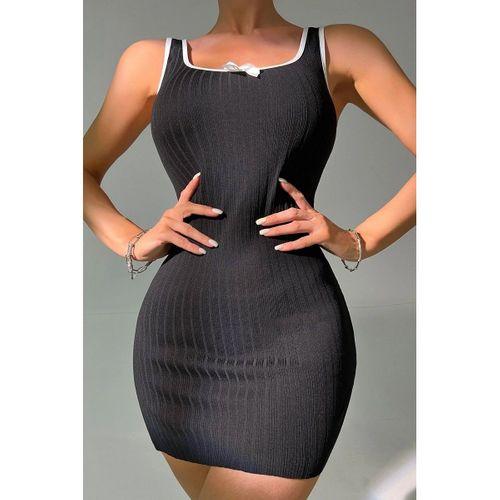 Kadın Siyah Fiyonklu Kaşkorse Gecelik Ve Tanga Takım