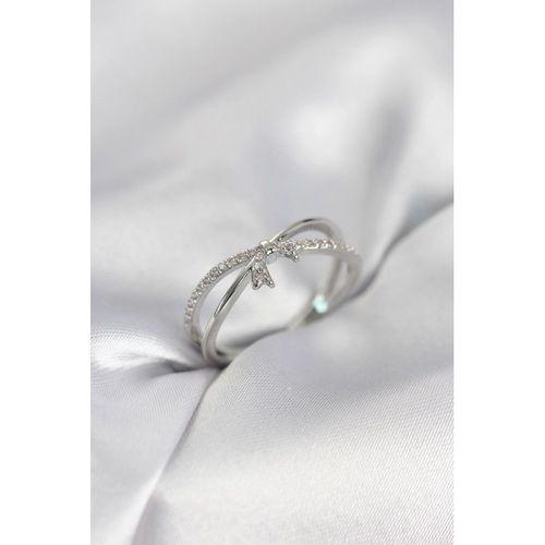 Gümüş Renk Zirkon Taşlı Fiyonk Model Kadın Yüzük