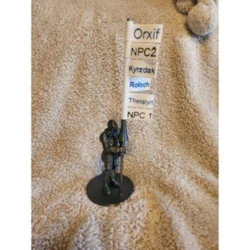 İnisiyatif İzleyici Şövalye Mızrak ile (Bu ürün Sadece Plastik parçadır - Almadan Önce Soru Sorabilirsiniz)