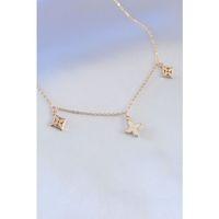 Gold Renk Çiçek Figür Kadın Kolye