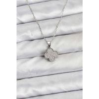 316L Çelik Zincir Gümüş Renk Zirkon Taşlı Yonca Model Kadın Kolye