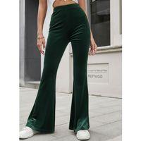 Kadın Yüksek Bel Paçaya Doğru Genişleyen Kadife Pantolon