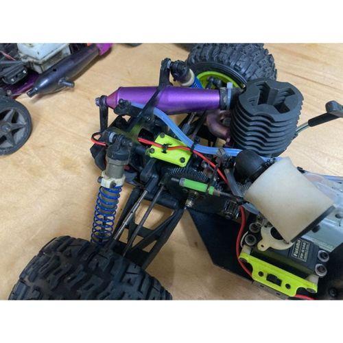 RC10GT Şanzıman Destek Braketi (Bu ürün Sadece Plastik parçadır - Almadan Önce Soru Sorabilirsiniz)