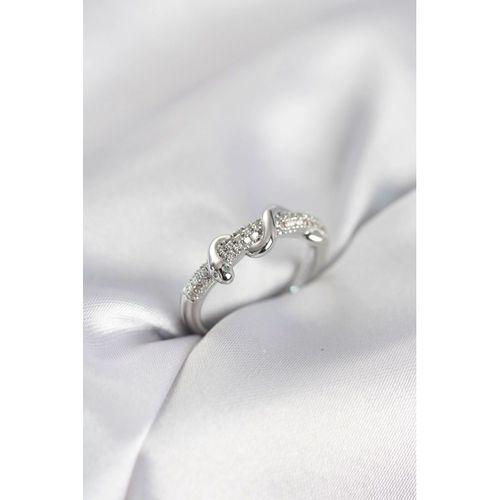 Gümüş Renk Zirkon Taşlı Sarmal Yılan Model Kadın Yüzük