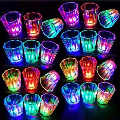 Renkli Led Parlayan Fiber Optik Glow Işıklı Bardak 5,5 X 5,5 Cm 1 Adet