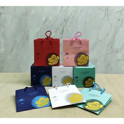 Romantik Gül Yüzük Kutusu Kubbe