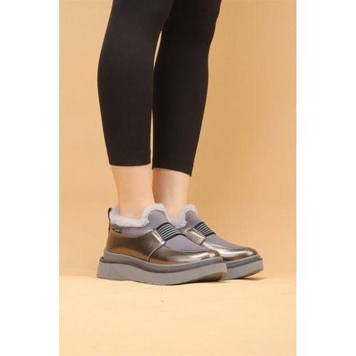 Reyan Kadın Gri Renkli İçi Kürklü Kışlık Yürüyüş Ayakkabı