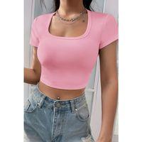 Kadın Pembe Yarım Kol Düz Yaka Crop Top Bluz