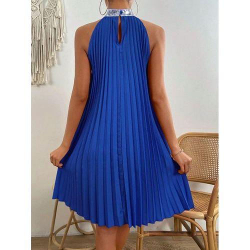 Kadın Balıkçı Yaka Omuzlardan Açık Pılelı Kısa Janjan Krep Elbise