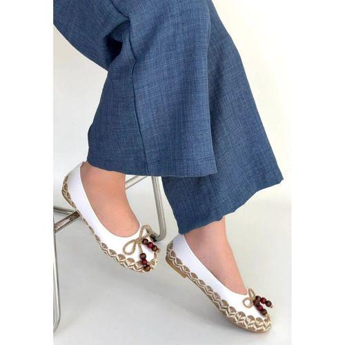 Ilwe Beyaz Cilt Babet Ayakkabı