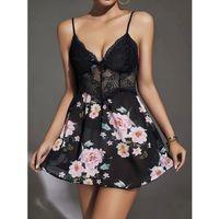 Özel Tasarım Çiçek Desenli Dantel İşlemeli Şık Göğüs Dekolteli Siyah Saten Gecelik