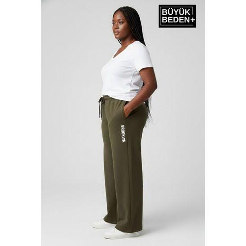 Kadın Büyük Beden BROOKLYN Baskılı Rahat Kesim Paça Reçme İnce Eşofman Altı SPR26EAK952-2